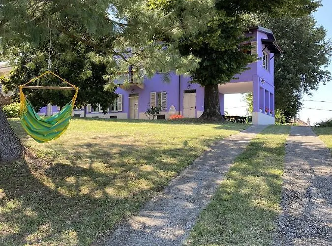 Dei Tigli Nocleg ze śniadaniem Serravalle d'Asti